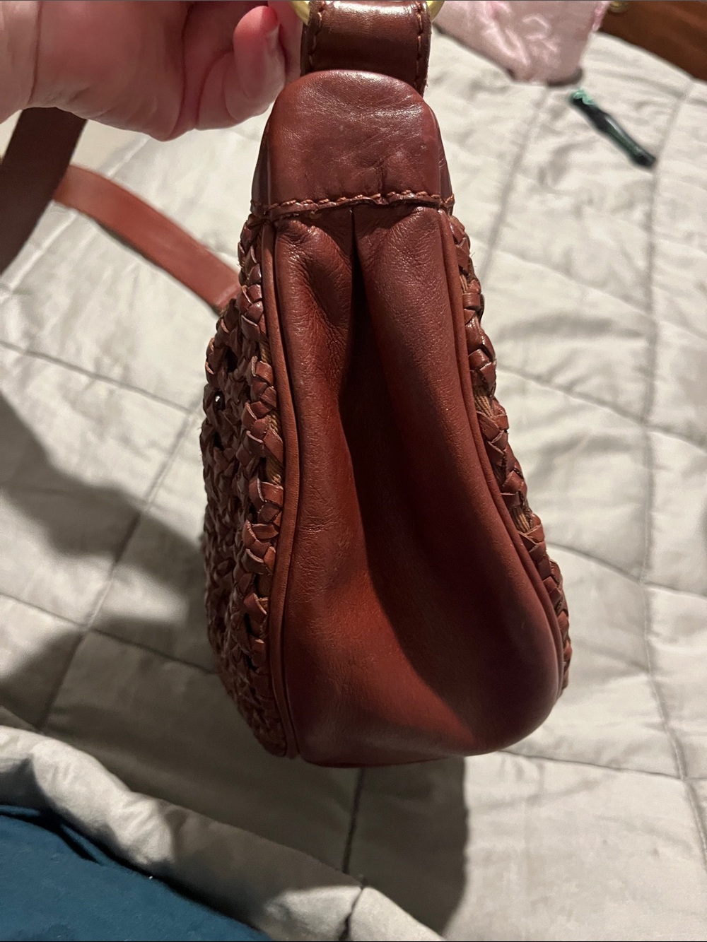 HOBO Hazel sling crossbody woven - Picture 3 of 8